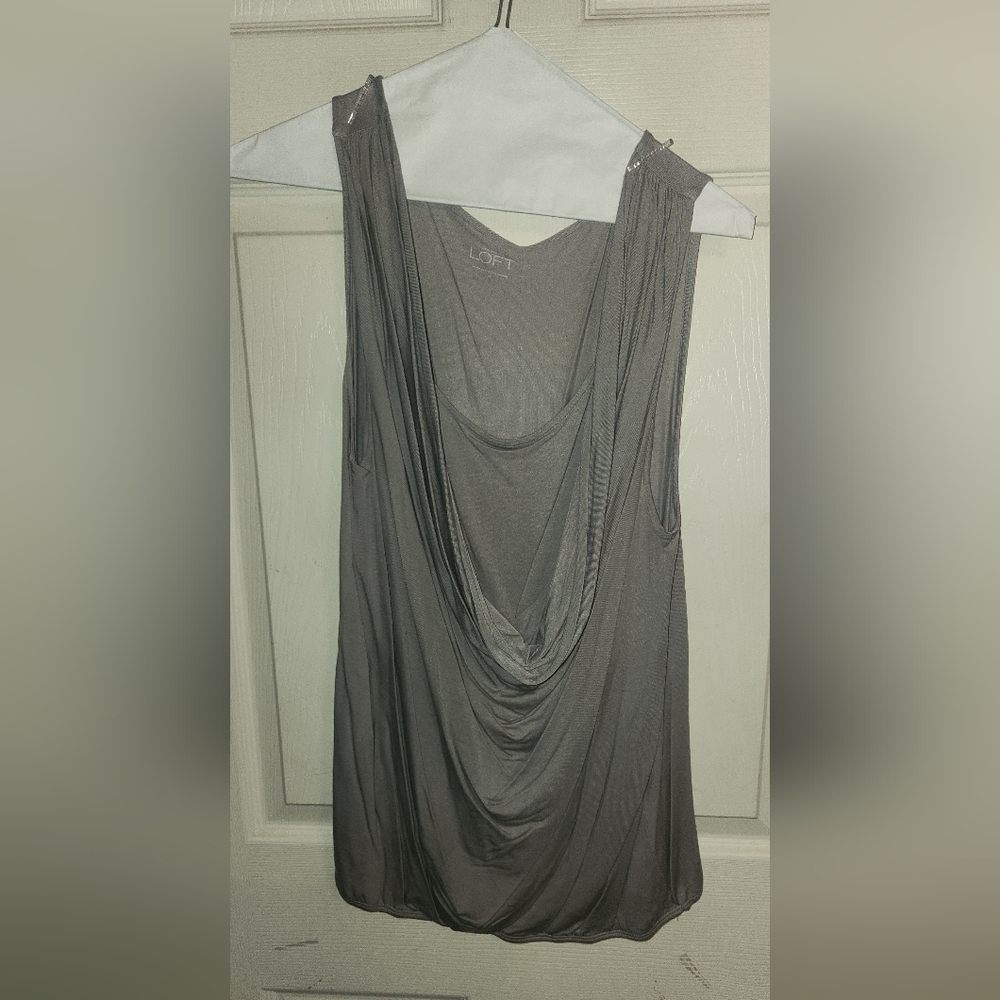 Loft cowl neck gray tank
